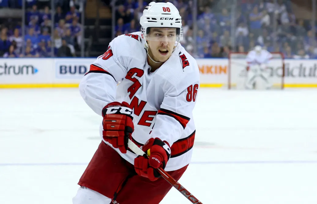 Teuvo Teräväinen fick handen avslagen – närmar sig comeback
