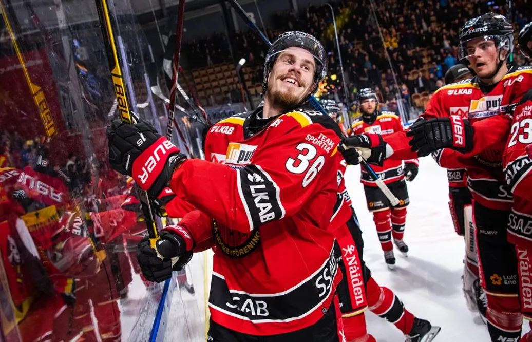 Luleåstjärnan bekräftar intresse från flera NHL-klubbar: ”Plus i kanten”