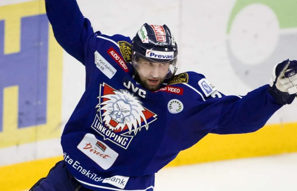 Förre SHL-stjärnan gör comeback – i tredjeligan
