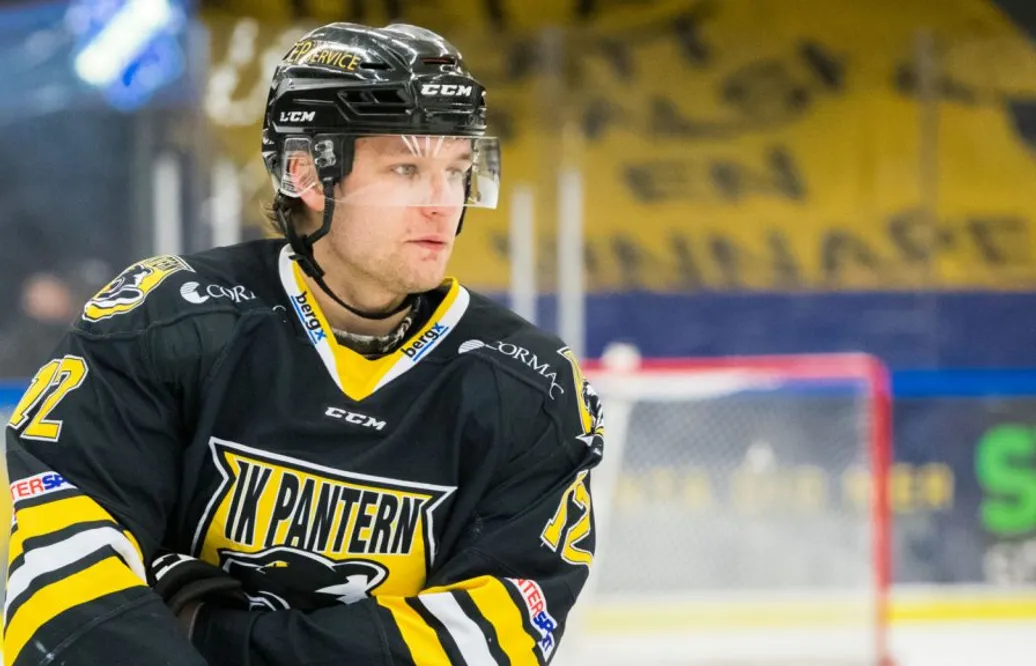 Powerforwarden stannar i Pantern: ”Väldigt pålitlig”