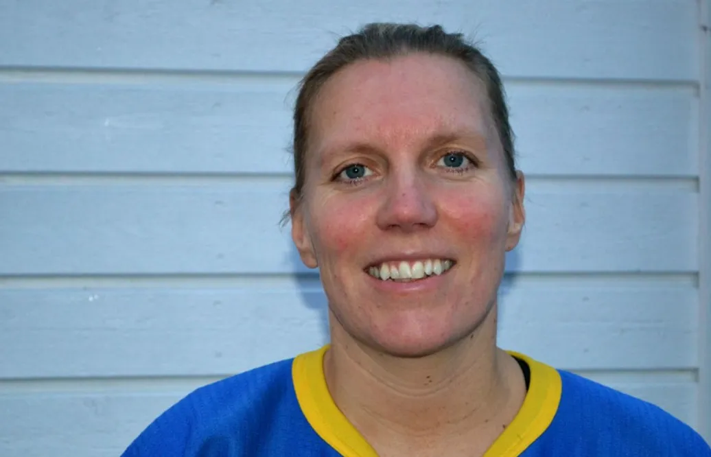 En svensk dampionjär – Old School Hockey Ylva Lindberg