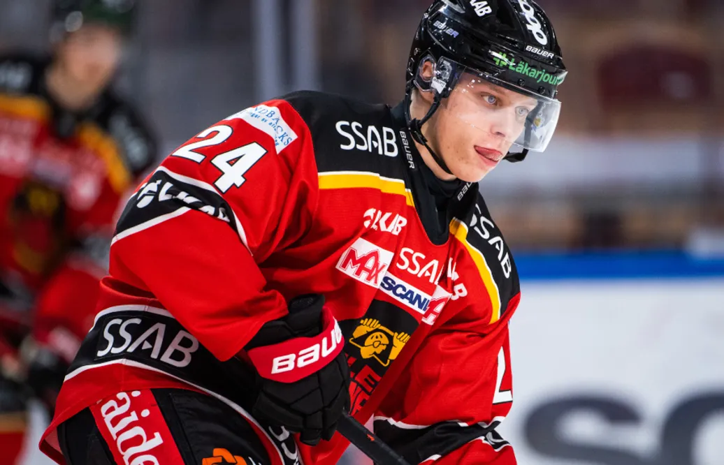 Oscar Tellström klar för Mariestad i Hockeyettan