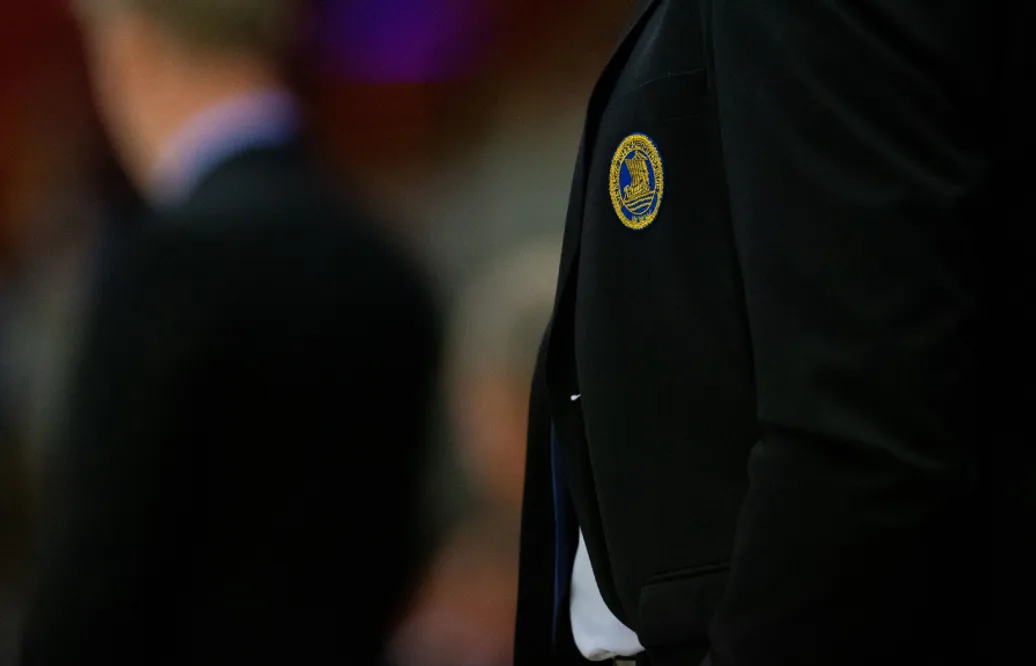 Förbundsprofilen döms för sexuellt ofredande
