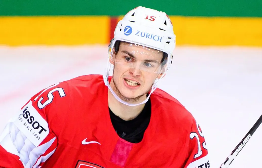 Schweiziske toppforwarden klar för NHL-spel