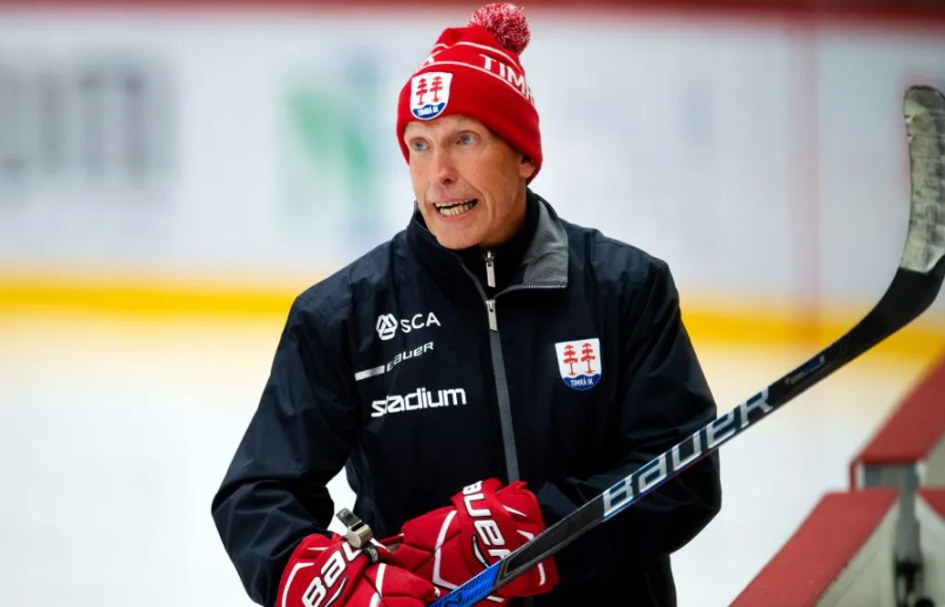 Timrås kross – mot ärkerivalen