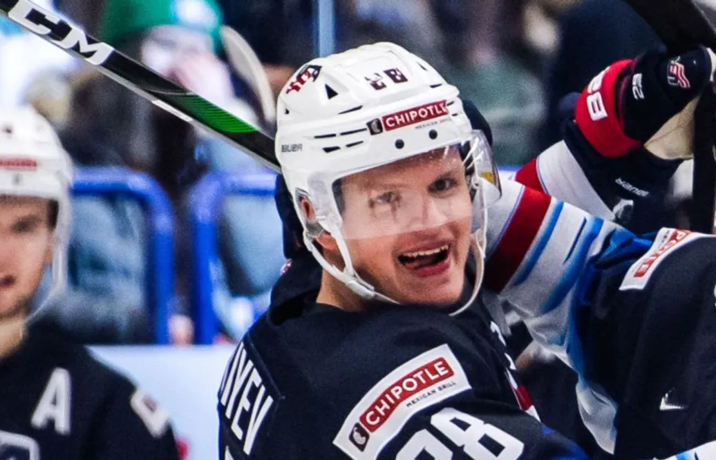 JVM-stjärnan skriver NHL-kontrakt