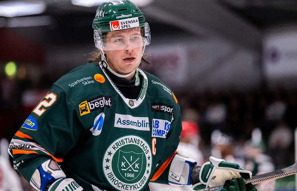 Dennis Svensson följer med Kristianstad ner