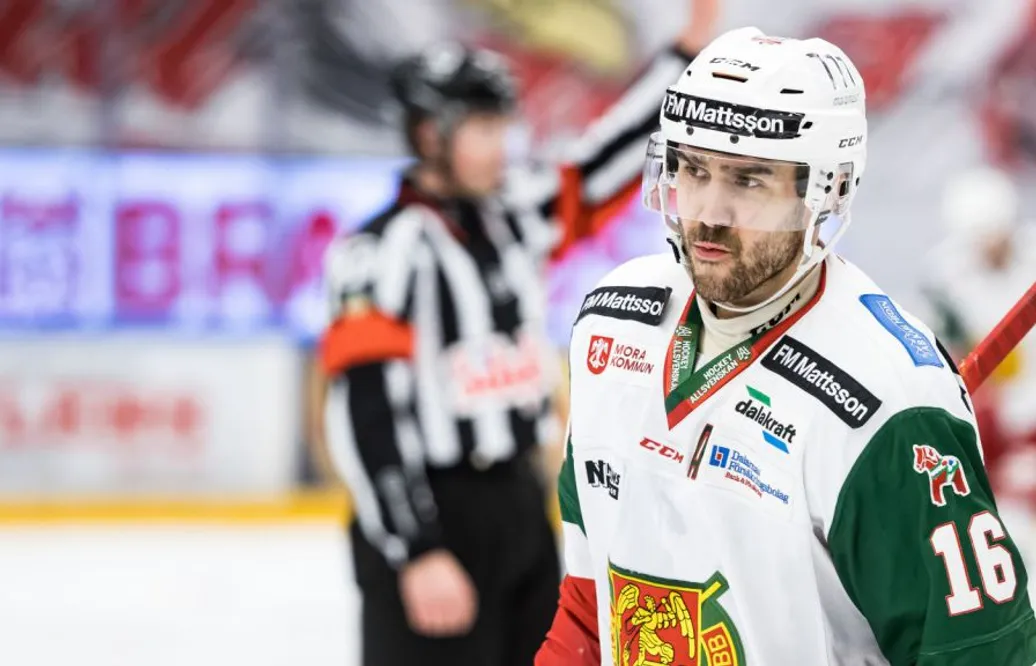 Morasuccén klar för SHL-spel: "Dynamisk tvåvägscenter"
