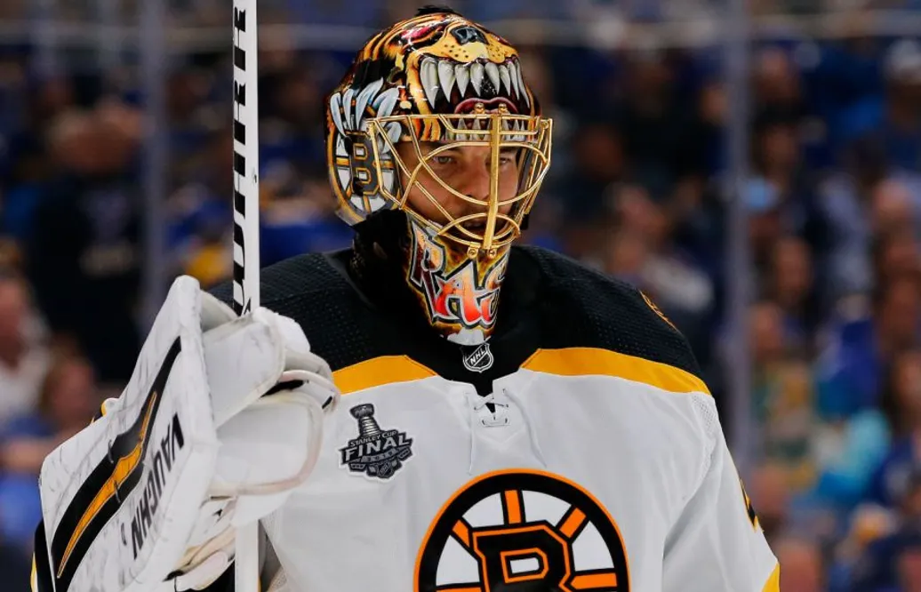 Stanley Cup-favoritens problem fortsätter - stjärnmålvakten skadad