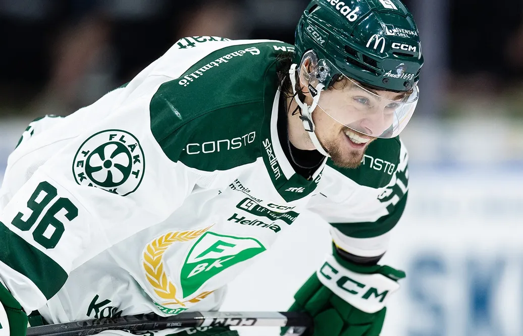 Stjärnan tillbaka i träning: ”Förhoppningsvis…”