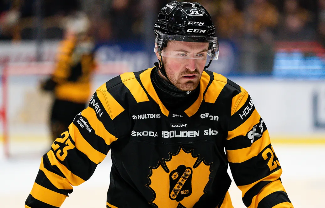 Adam Mascherin tvingas sluta - som 25-åring