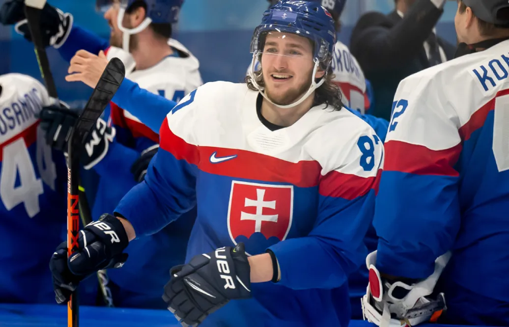 Pavol Regenda skriver NHL-kontrakt med Anaheim Ducks