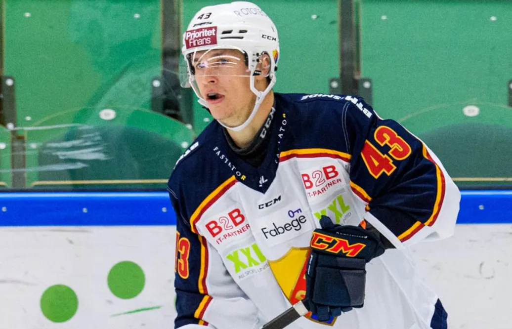 Bekräftat: Tre Kronor-meriterade backen stannar