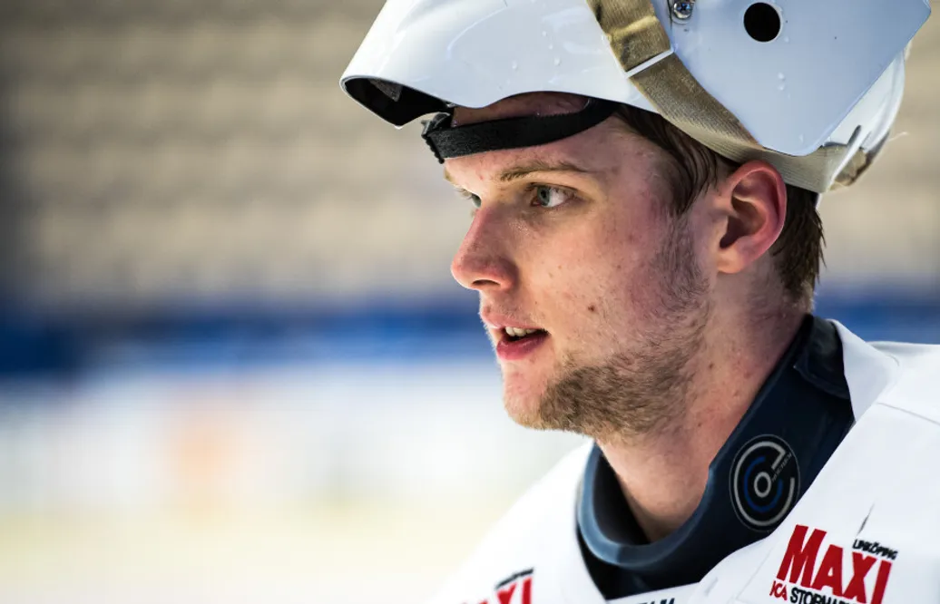Hugo Ollas skriver NHL-kontrakt med New York Rangers