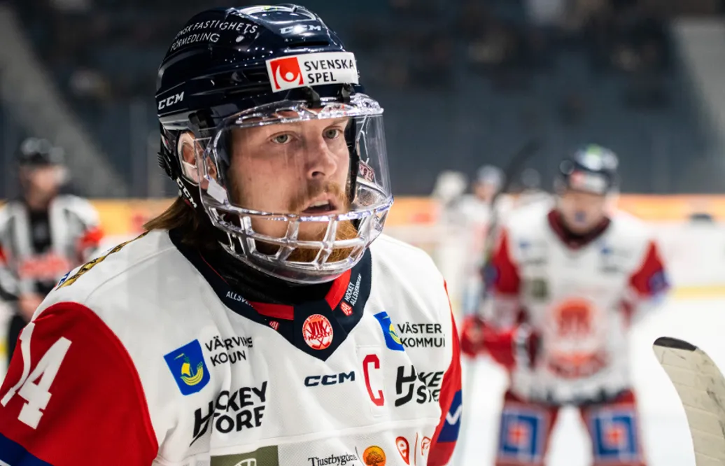 Klart: Erik Gustafsson förlänger med Västervik