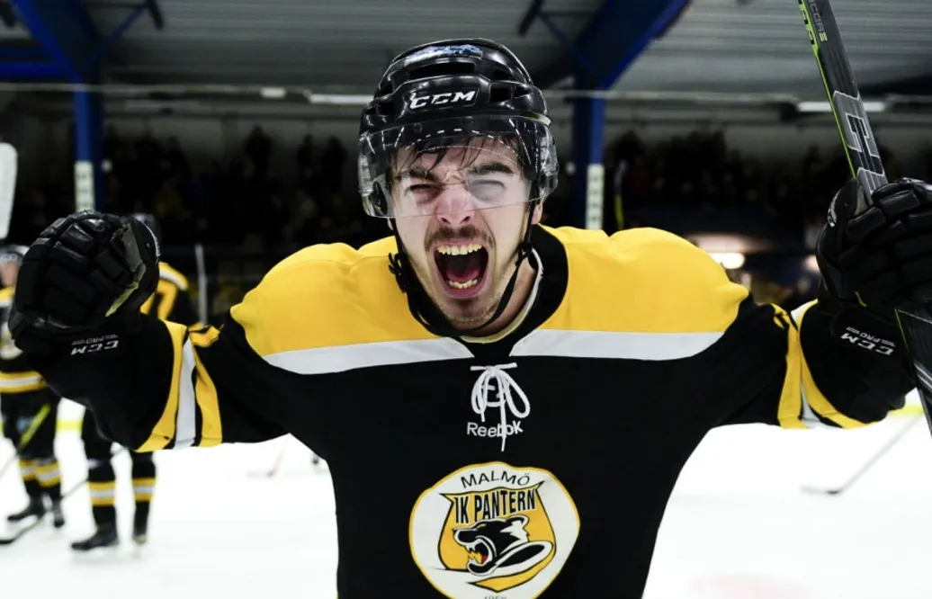 Spelade upp Västerås i HockeyAllsvenskan – nu får forwarden nytt kontakt