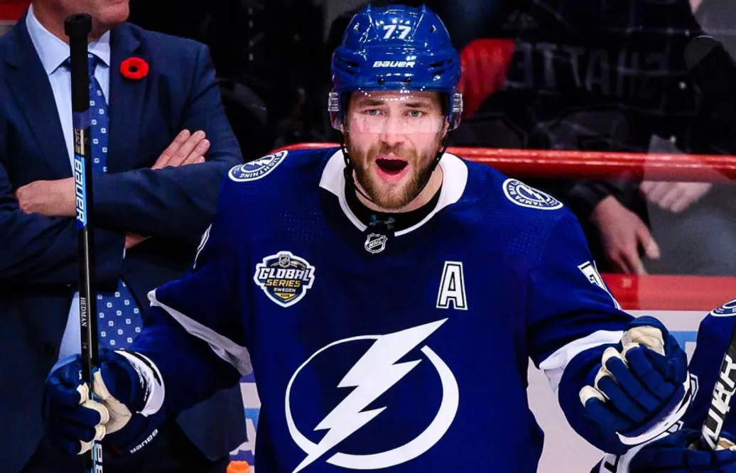 Victor Hedman herre på täppan – när NHL själv bestämmer