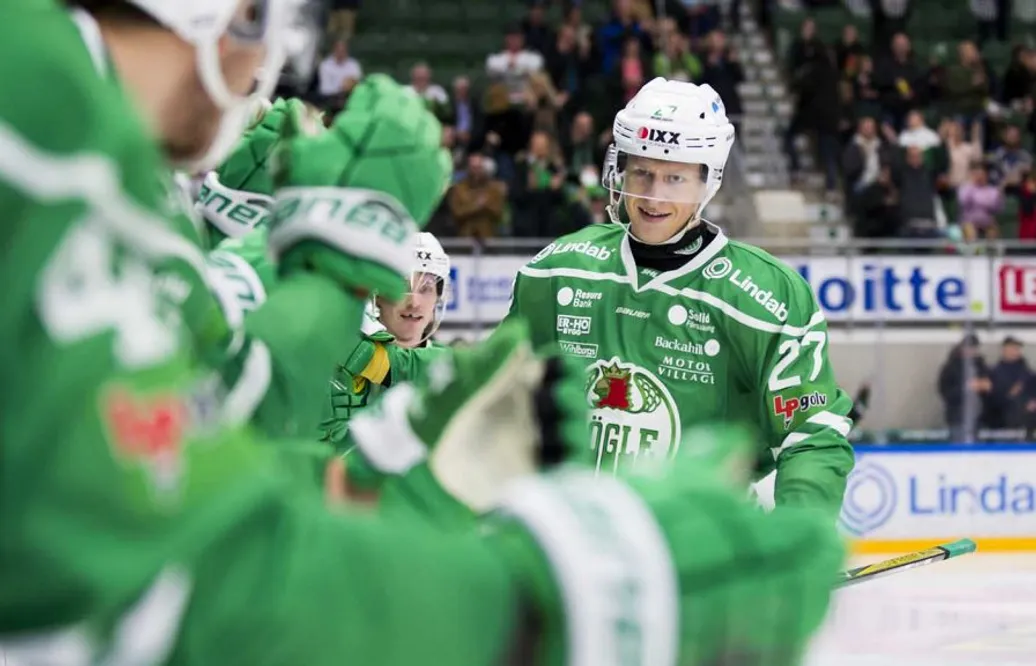 Sviter bröts när backen sänkte gamla klubben: ”Klart det är speciellt”