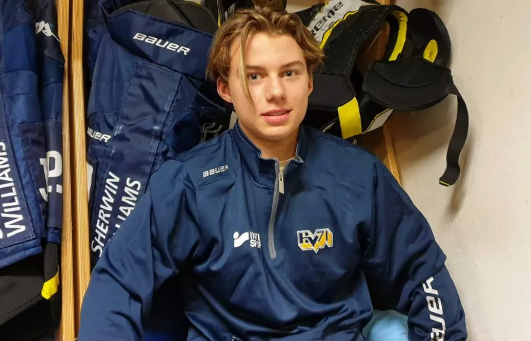 Connor Bedard spelar U18-VM för Kanada