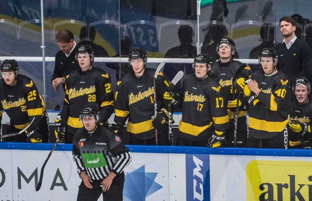 Sportchefen efter sparkningen ”Stöttar beslutet”