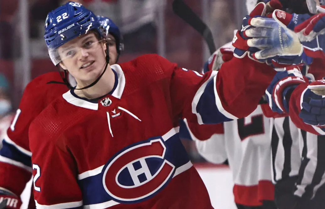 Cole Caufield skickas tillbaka upp till Montreal Canadiens