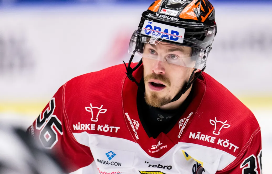 Emil Larsson skriver nytt tvåårskontrakt med Örebro