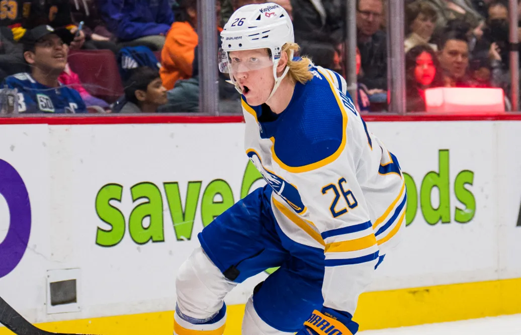 Rasmus Dahlin diskuterar nytt kontrakt med Buffalo Sabres