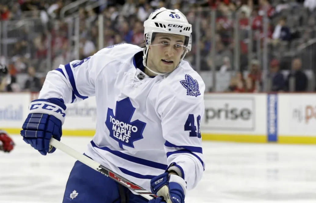 Toronto tredjar svensken till Vegas – mot VM-målvakten