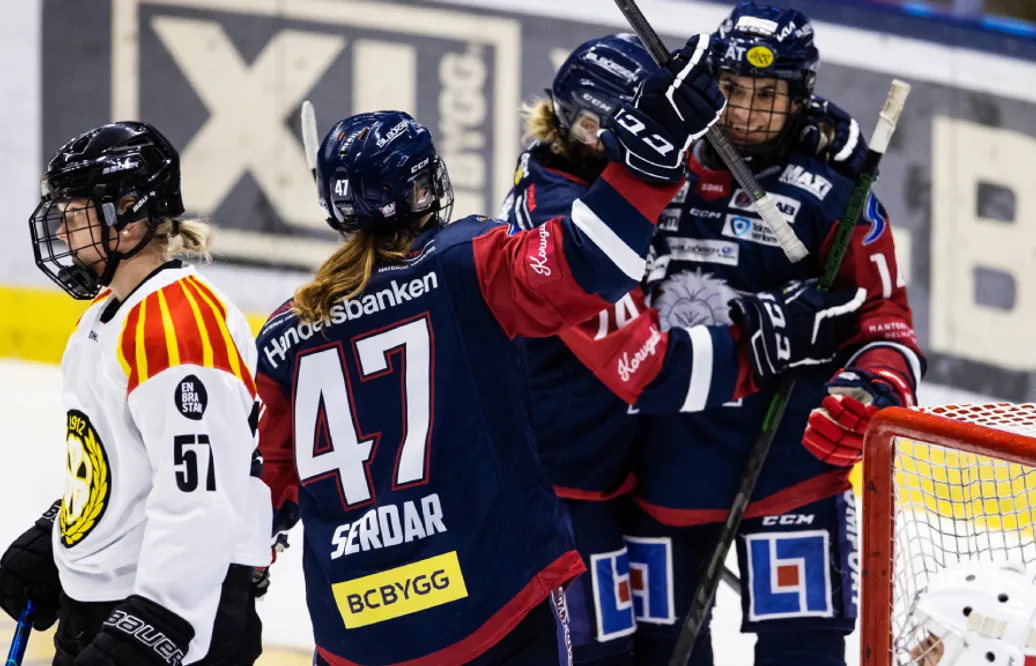 Linköping vinner över Brynäs efter straffar