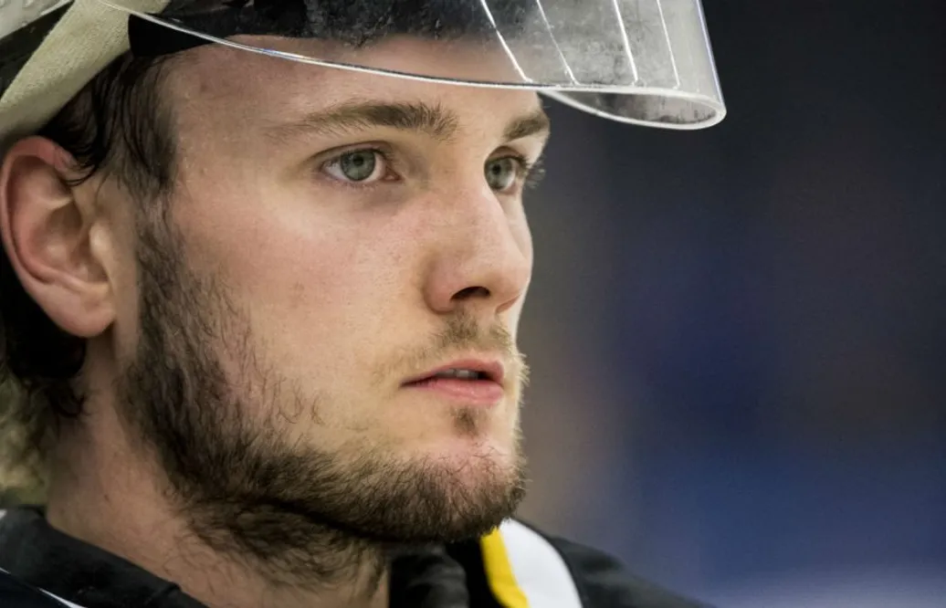 Uppgifter: Succémålvakten klar för SHL-spel