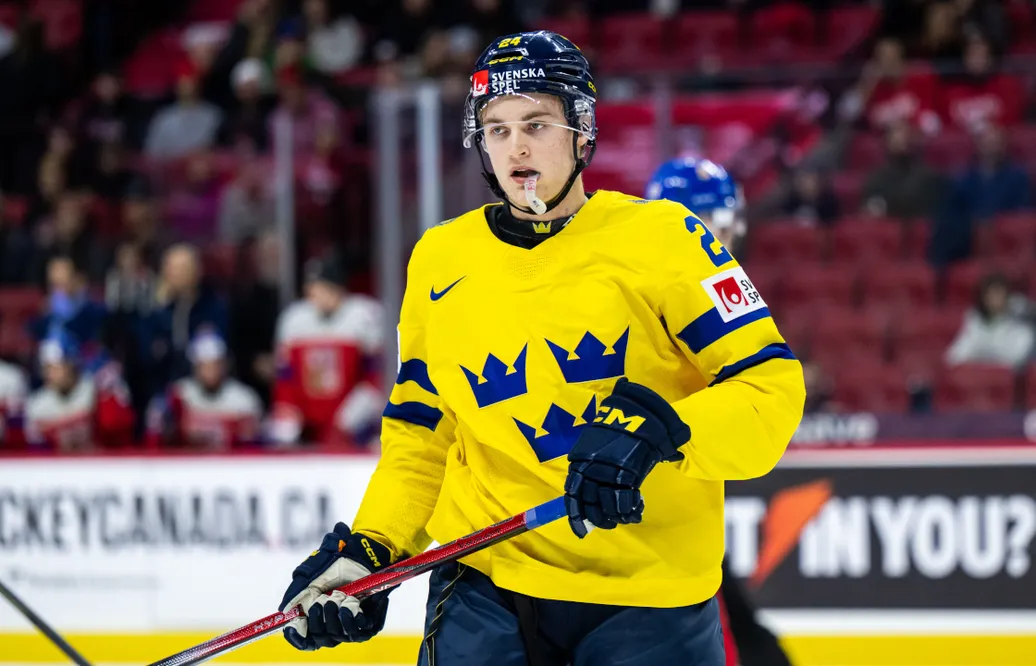Uppgifter: Kan nobba NHL - för college