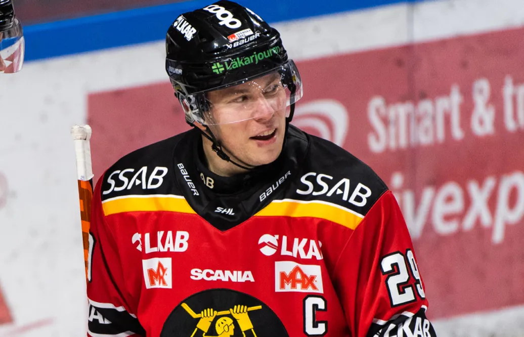Erik Gustafsson skadad – reser hem till Luleå