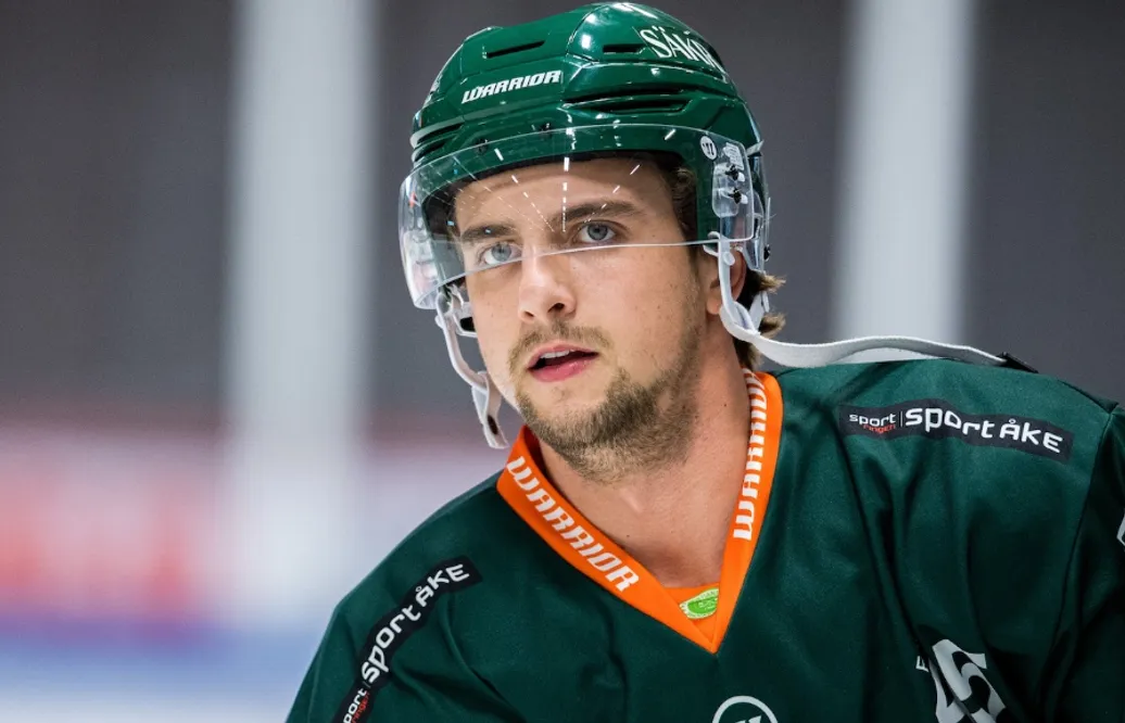 Sideroff anmäldes till disciplinnämnden – får spela i väntan på dom