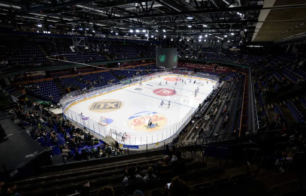 Två frihetsberövade – tände pyroteknik i Löfbergs Arena
