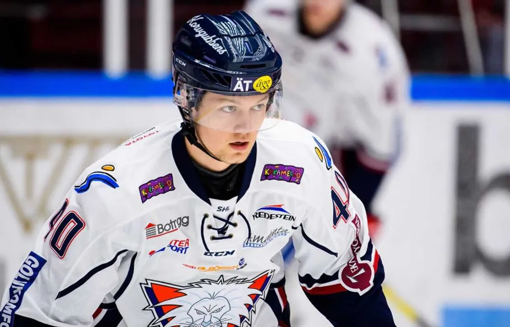 Tagit plats i SHL – nu förlänger talangbacken sitt kontrakt