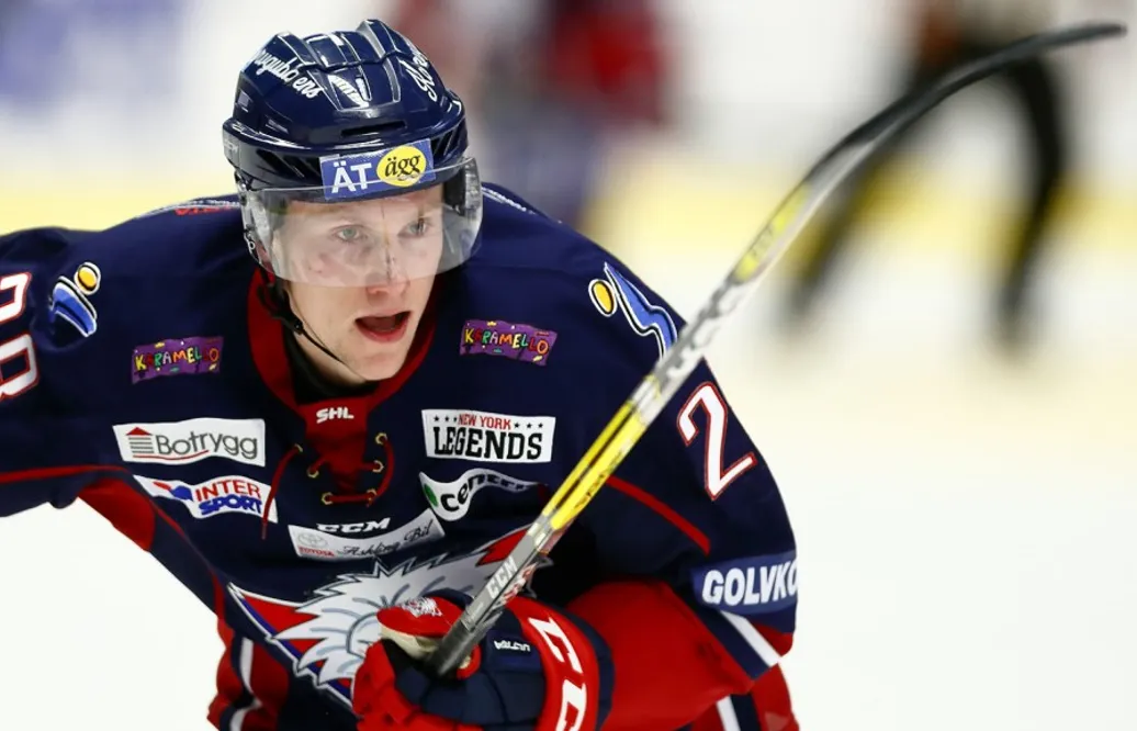Får lämna Linköping trots kontrakt