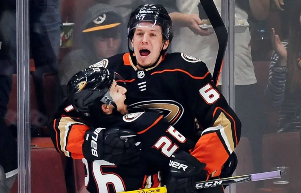PÅSKSMÄLLEN: Rakell sköt säsongens viktigaste mål – getingboet i väst växer
