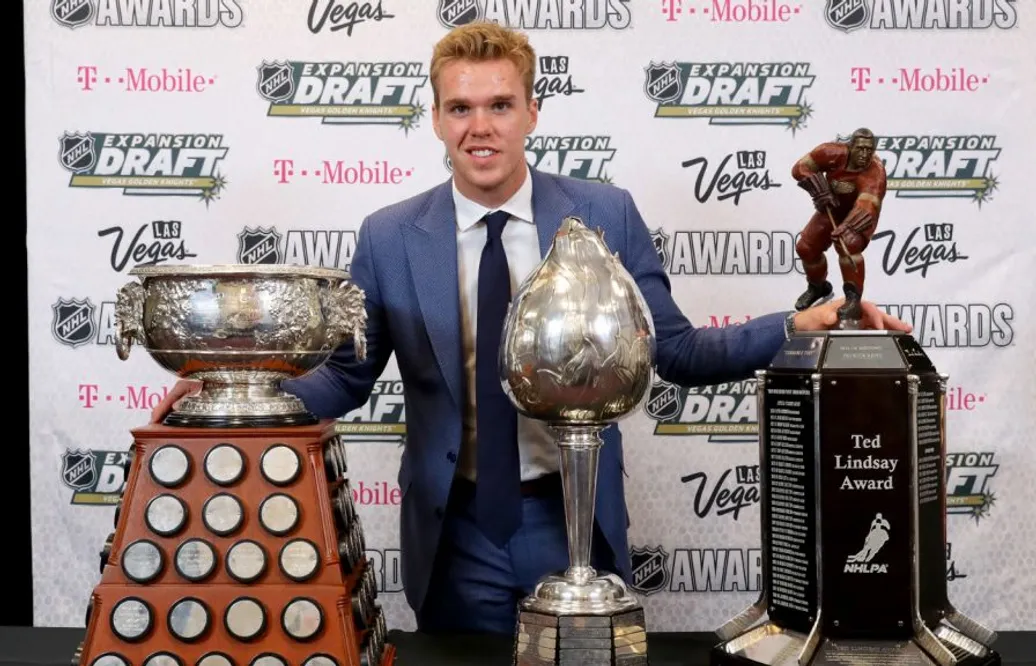 Han anser att McDavid borde få mer pengar: ”Tycker att han är underbetald”