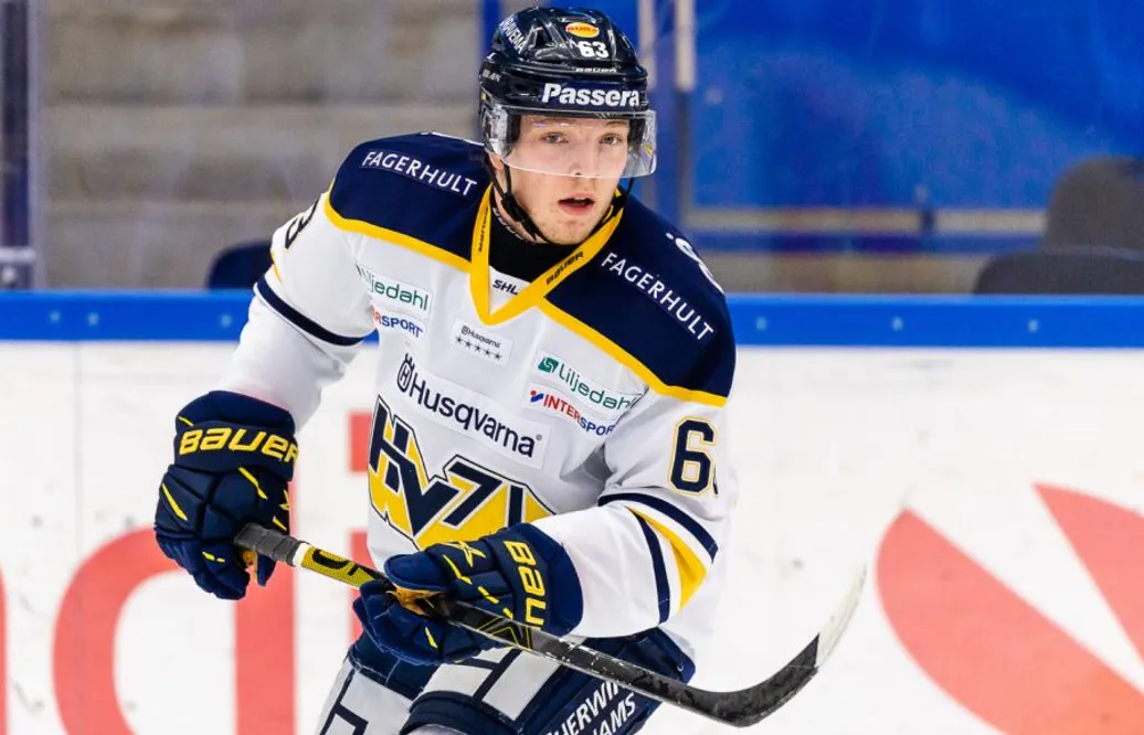 ”Kommer göra allt för klubben oavsett hur det blir med min speltid”