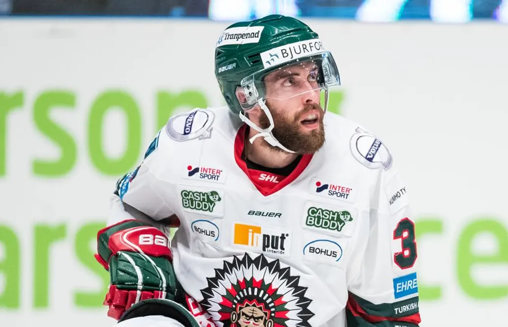 Förre SHL-backen klar för KHL-spel