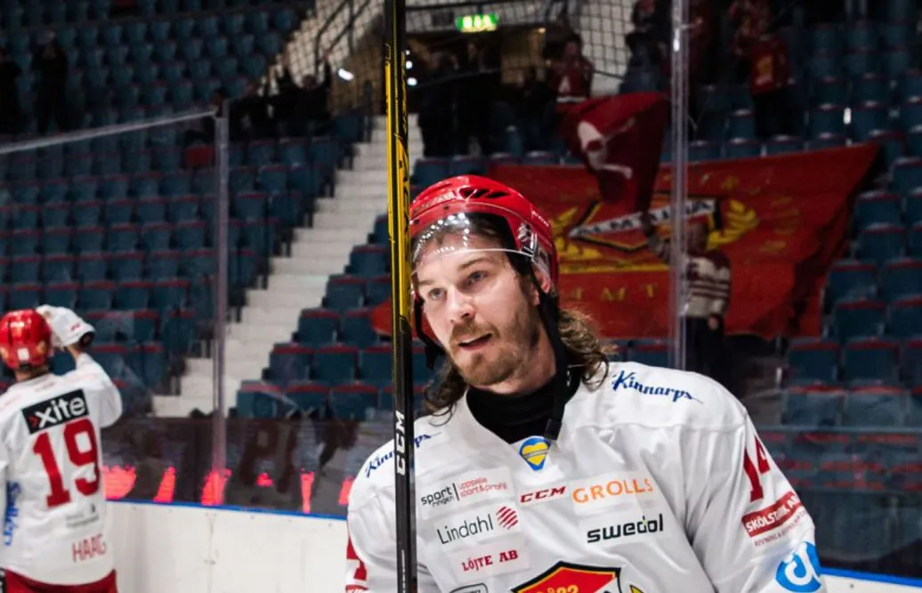 Backprofilen lägger av