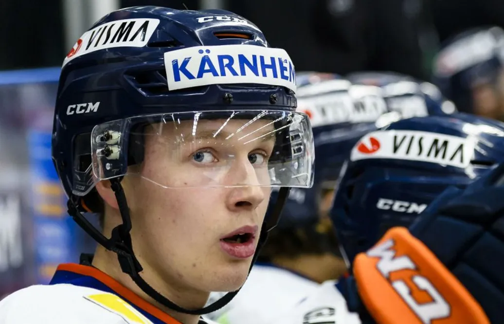 Tackade nej till Juniorkronorna – i kväll sköt han Växjö till CHL-kvart