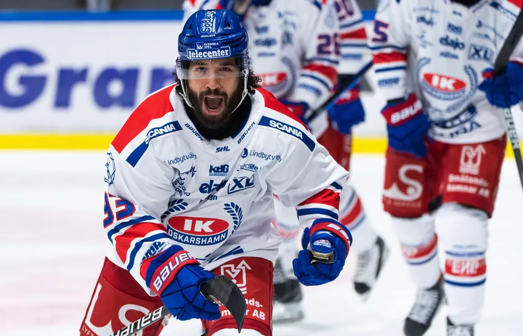 Cameron Brace stängs av i tre matcher