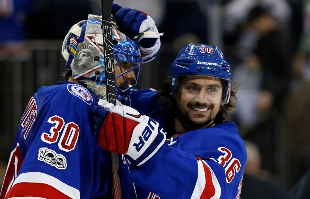Lundqvist om kompisens trejdrykten: ”Vill inte tänka på att han kan lämna”