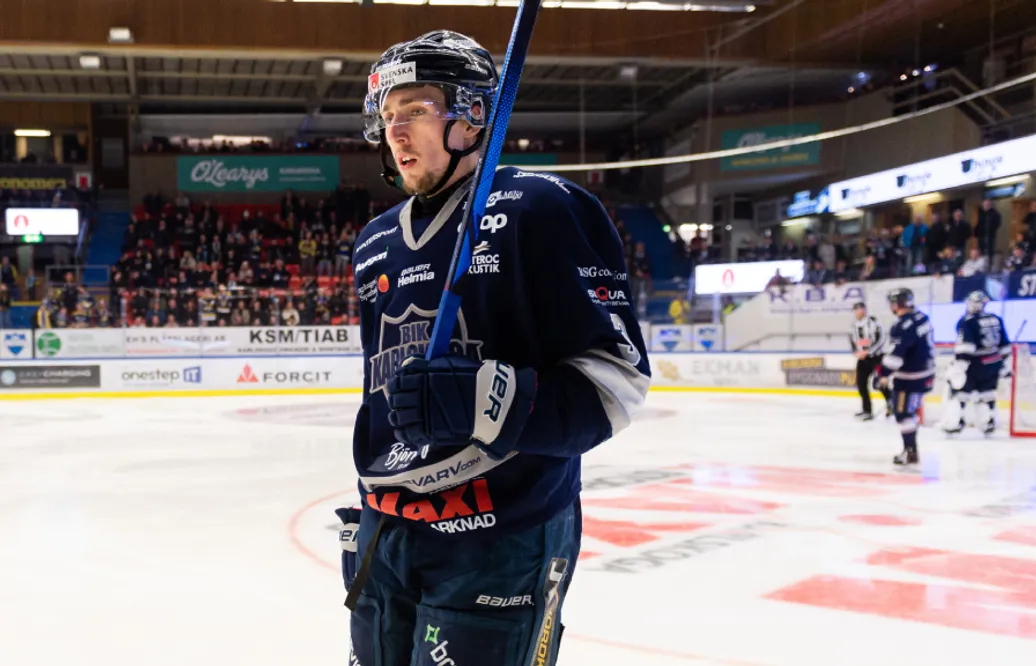 William Pethrus, Max Wennlund och Philip Eriksén lämnar Karlskoga