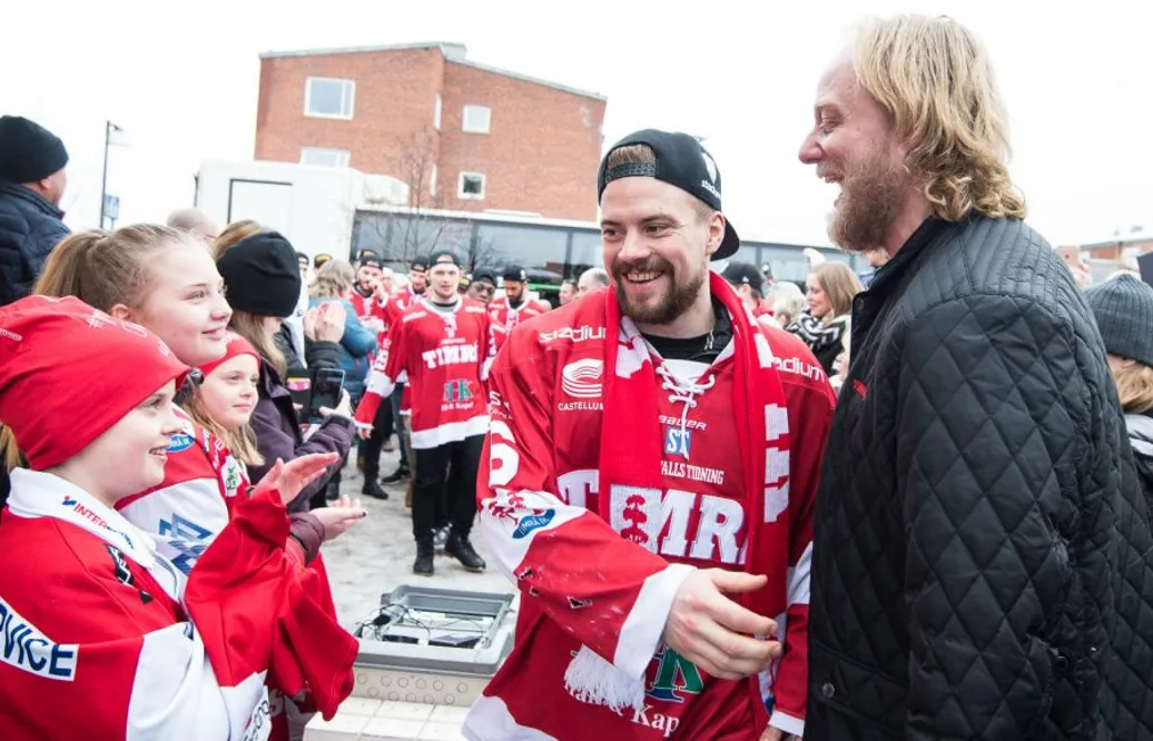 Får lämna Timrå efter SHL-avancemanget: ”Känns surt”