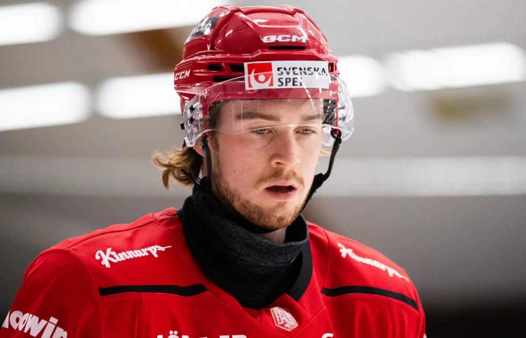 Kalle Eriksson förlänger med Almtuna
