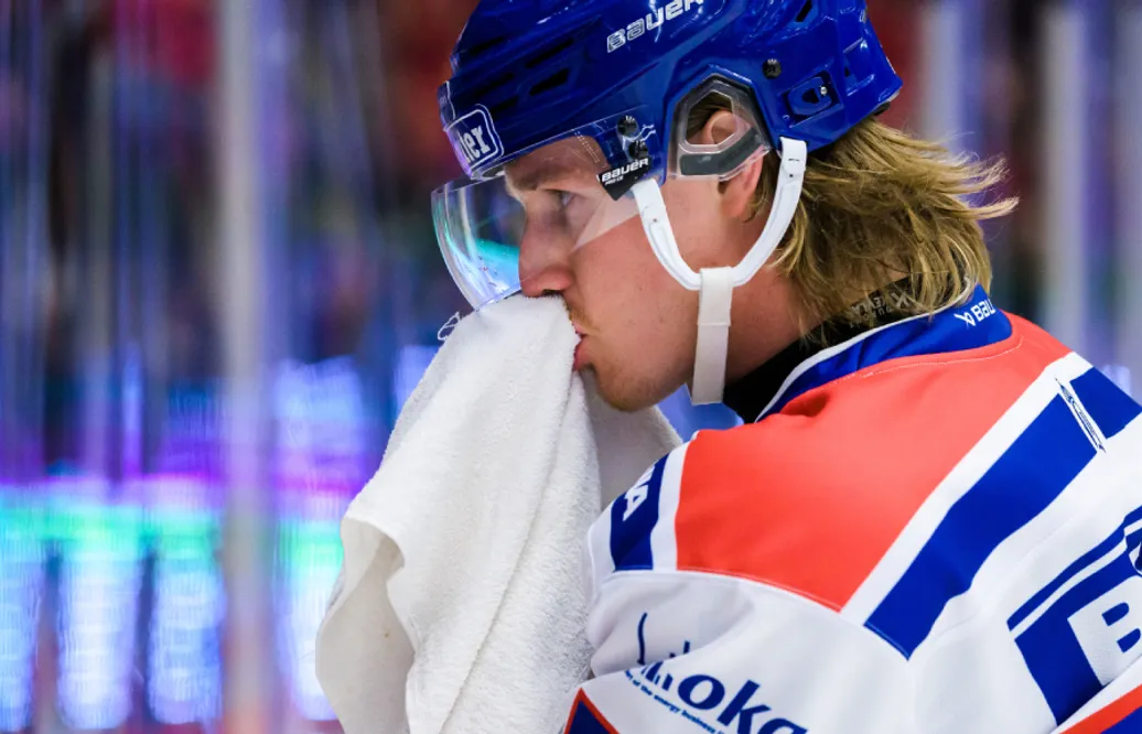 Juuso Riikola stängs av i tre matcher