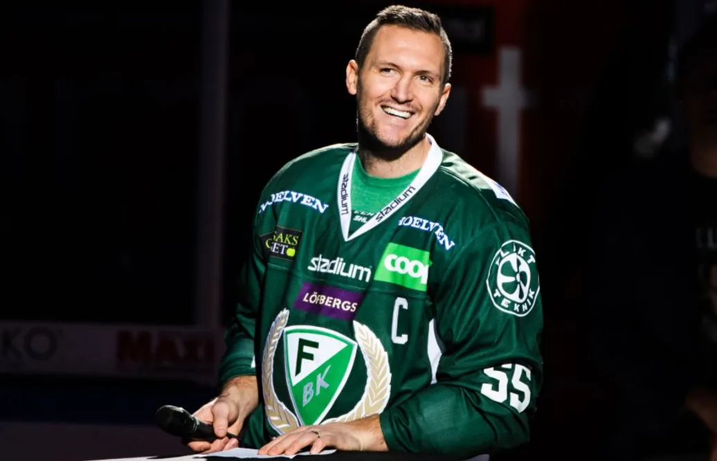 Tollefsen återvänder till Färjestad