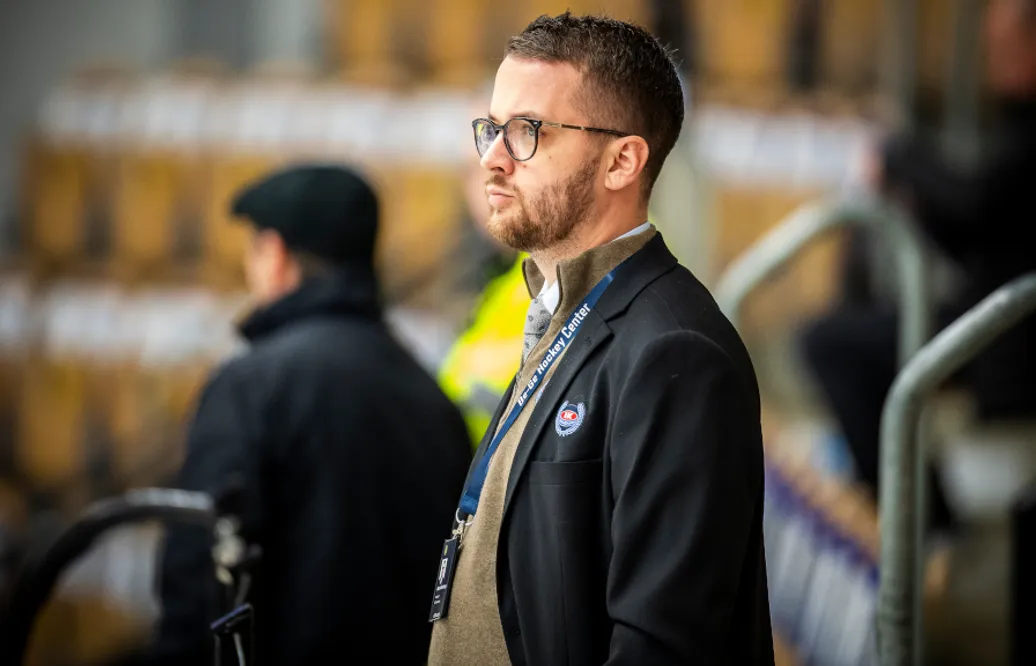 Martin Åkerberg slutar som klubbchef i Oskarshamn